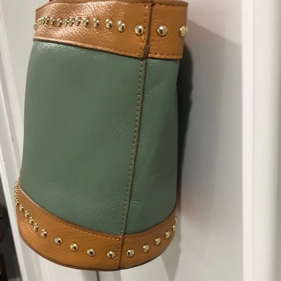 Anna Paola Leather bucket bag Green and light brown - Picture 3 of 16